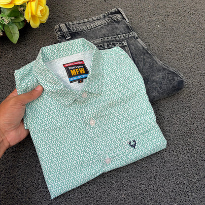 MFW Printed Shirts & Mom Fit Jeans random colours Combo – ₹449 Only("Pick your shirt color, pant’s a surprise!")