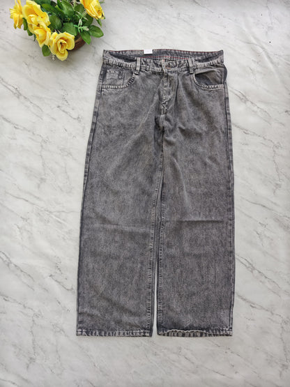 MFW Baggy jeans pants buy@350 rs only