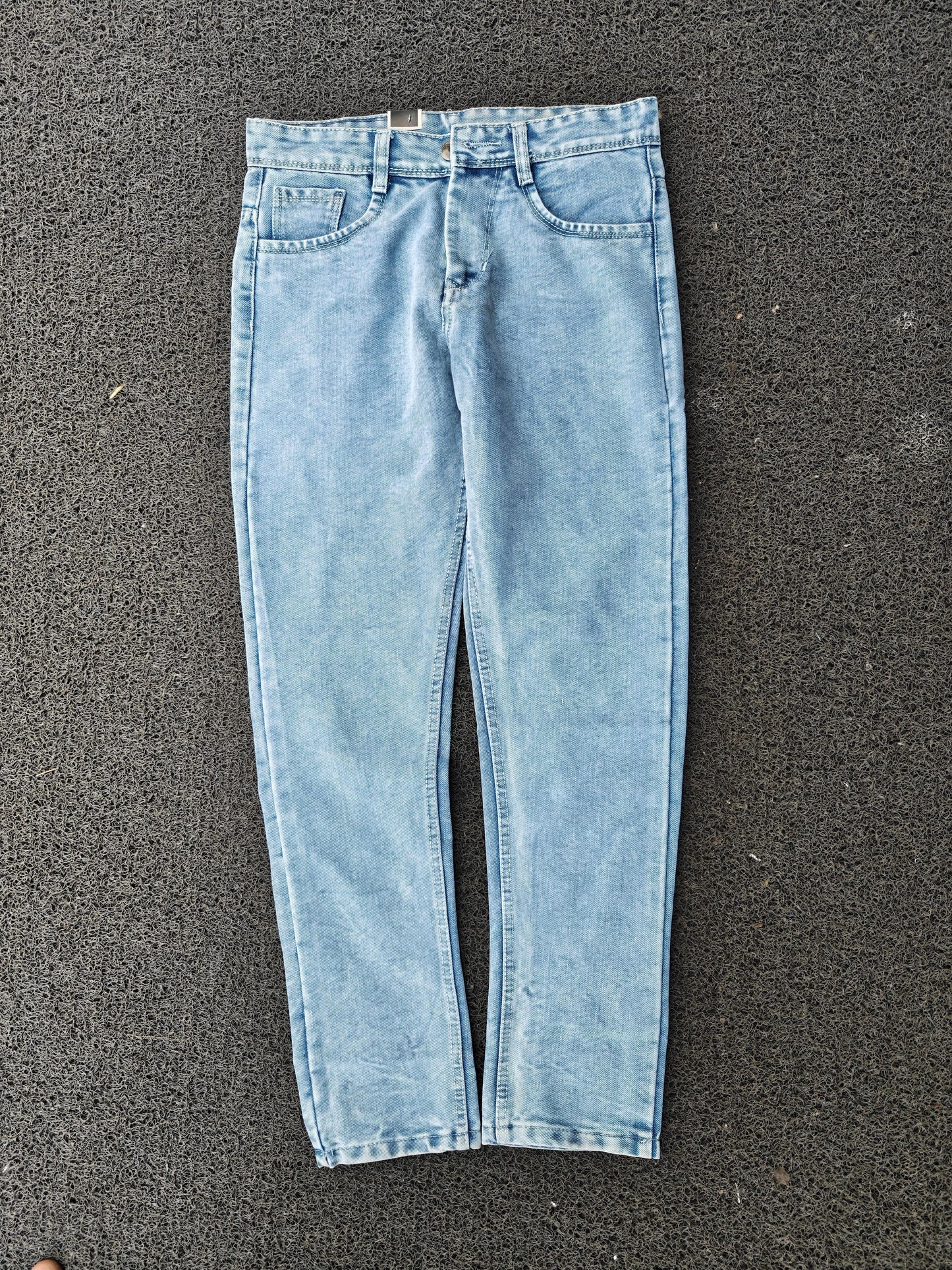 MFW plain mom fit jeans pant single pcs @350 and Buy 3 pc combo @999[Ice blue ]