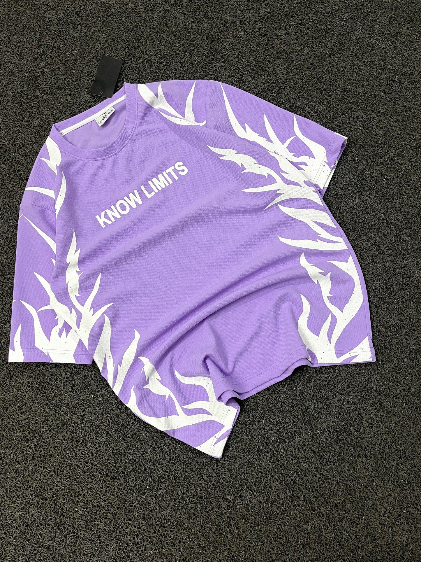 Round neck Front and back Printed droup shoulder Tshirt 1 pc @199 and 3 pcs @ 499