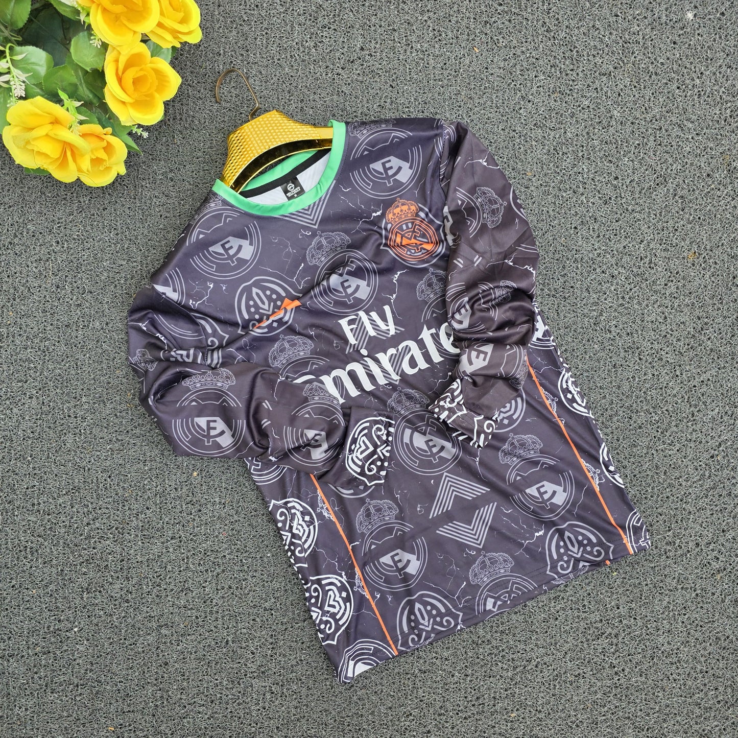 Full sleeve Football jersey buy 3 pcs @499 and 1 pcs @199