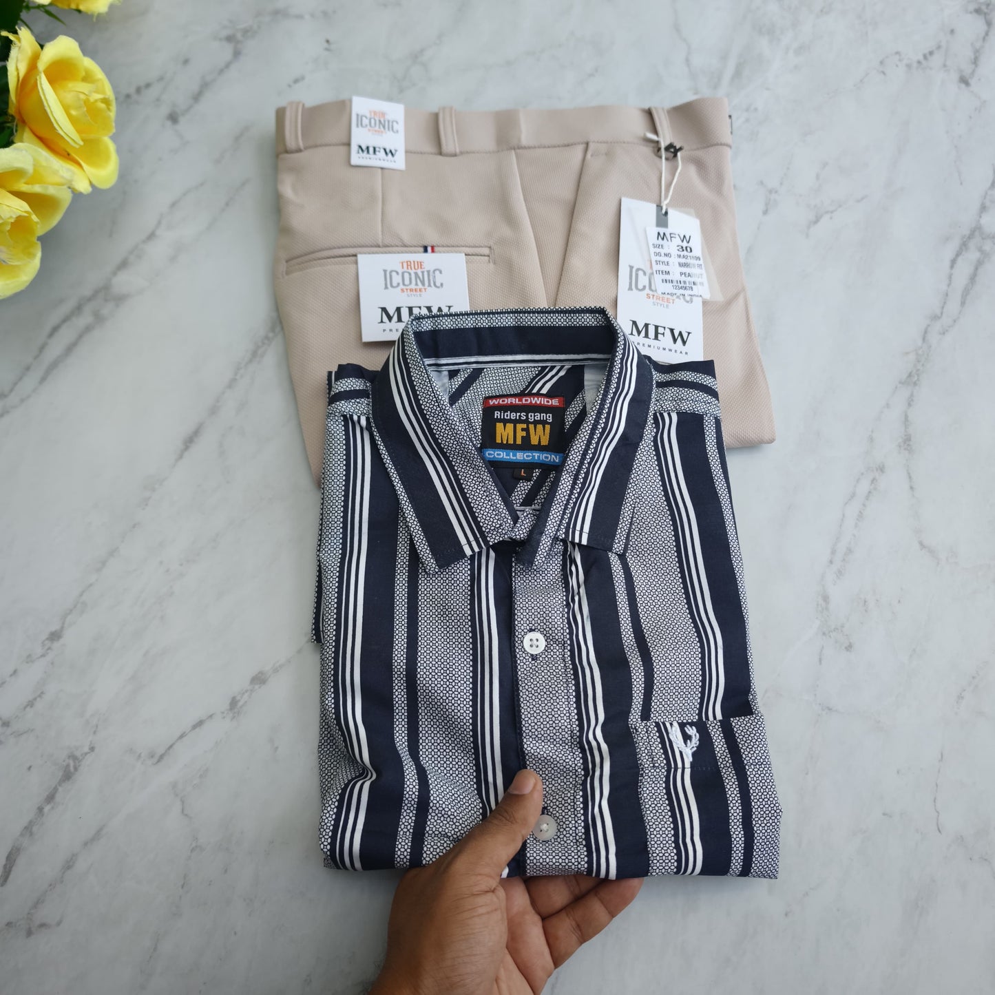 2 in 1 combo MFW laffer printed shirts + penut polo fit pant combo buy @500 rs only(Shirts navy)