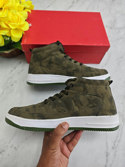 Men's Street wear style shoes buy@350 rs only [M2-C2]