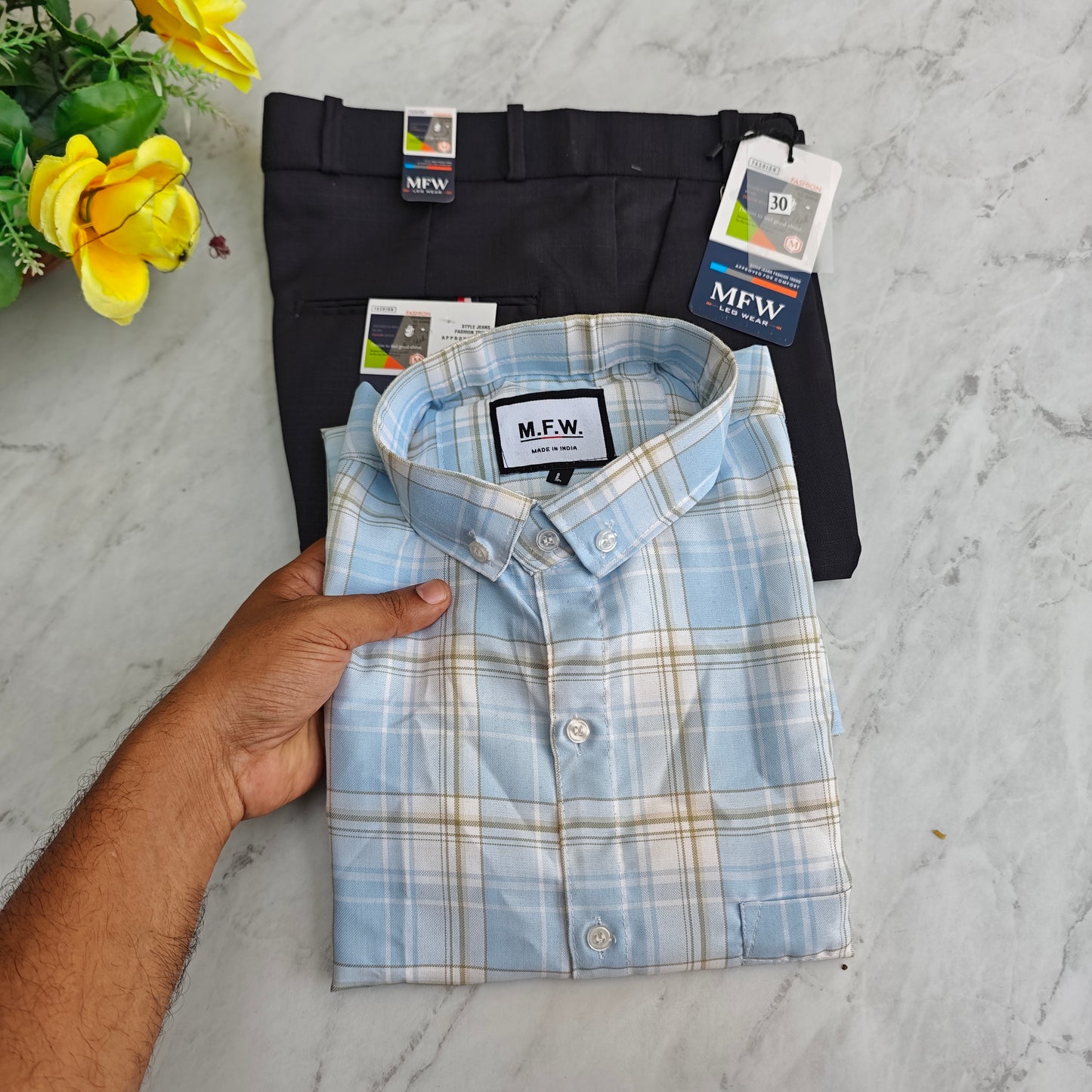 2 in 1 combo MFW oxford shirts+ lenin polo fit pant combo buy @550 rs only