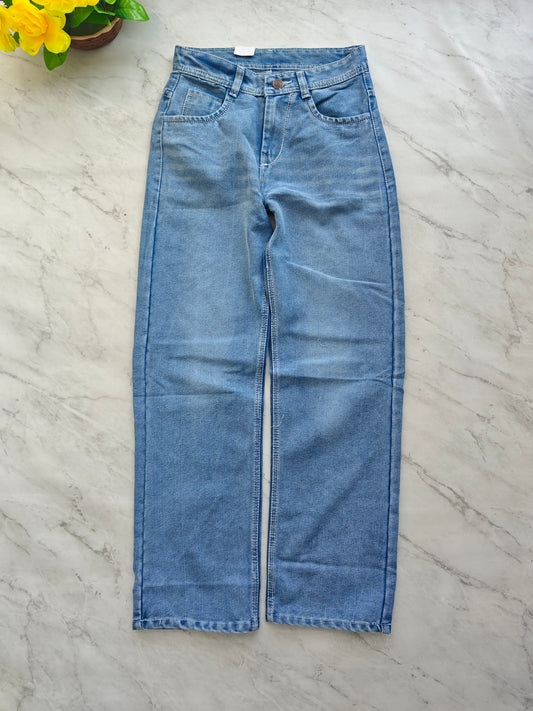 MFW whisker Straight fit jeans pant buy @400 rs