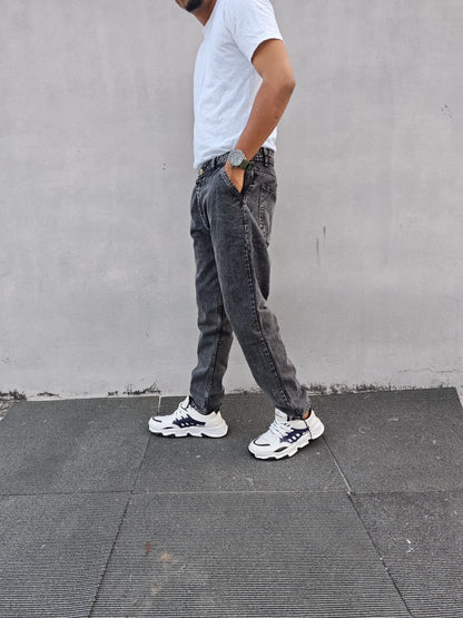 Mfw side pocket mom fit jeans buy @450 rs only