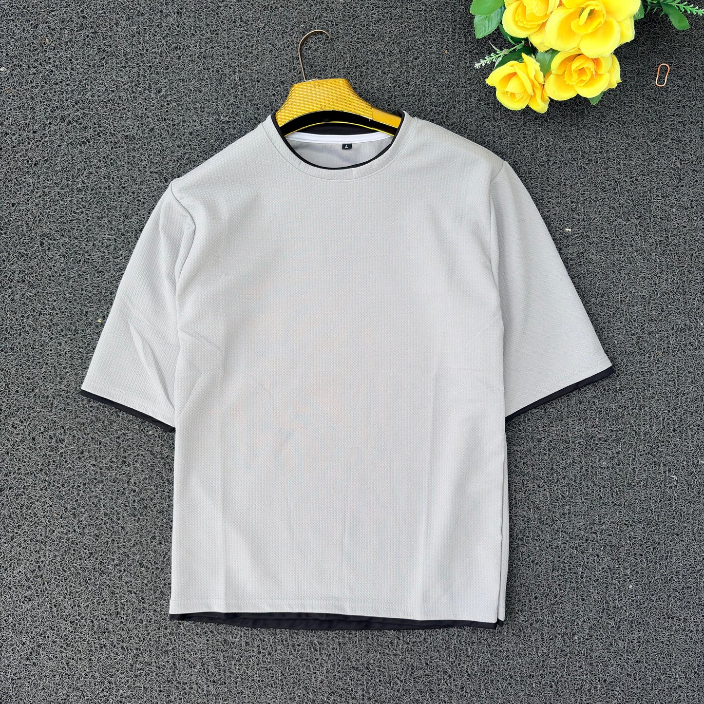 Round neck droup shoulder Tshirt 1 pc @199 and 3 pcs @ 499