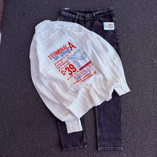 2 in 1 combo back print shirts+ plain mom fit jeans combo buy @500 rs only( Pant color black shade)