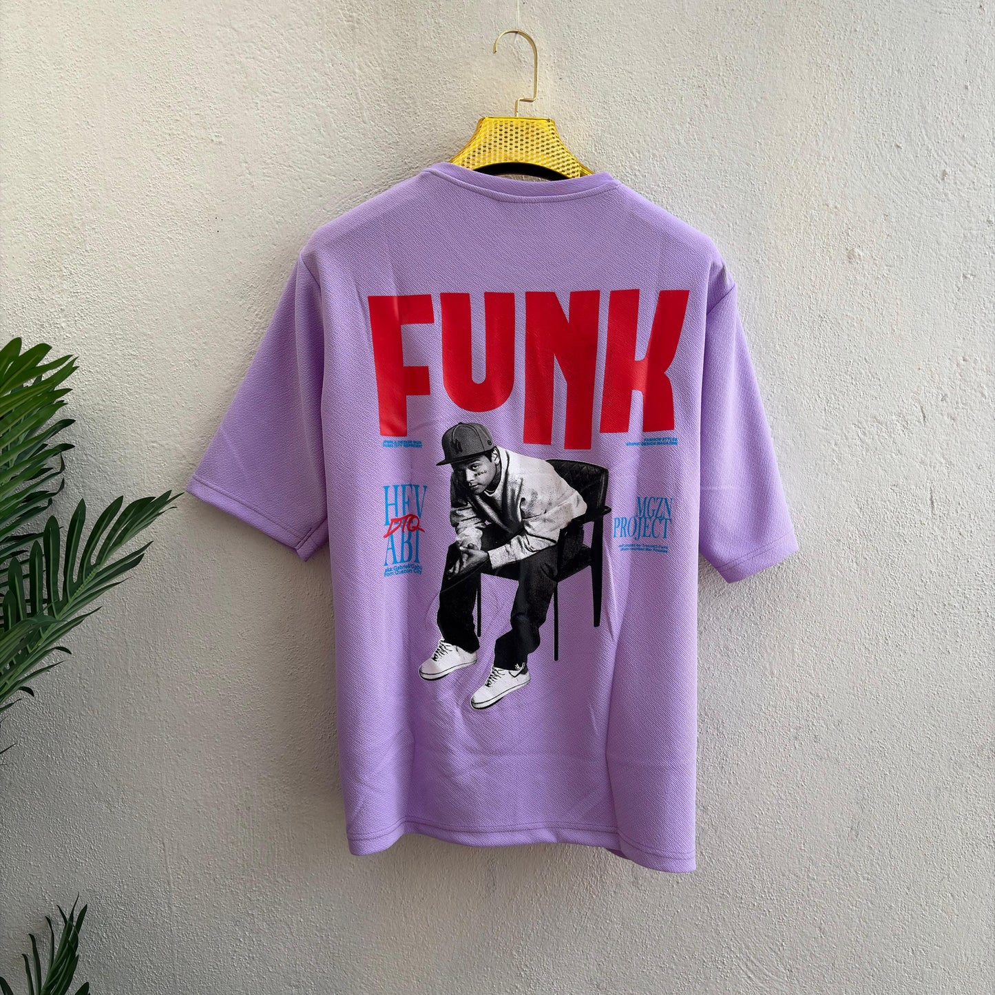 Round neck Front and back print droup shoulder Tshirt 1 pc @199 and 3 pcs @ 499