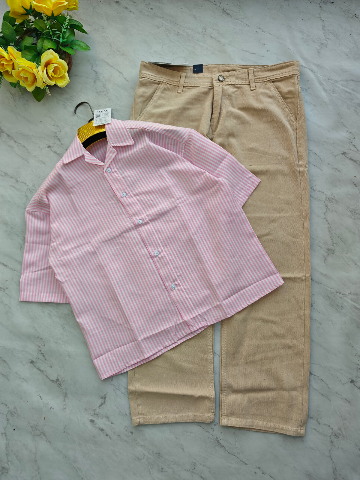 2 in 1 Combo Boxy baggy back printed shirts + Baggy jeans pant buy @600 rs