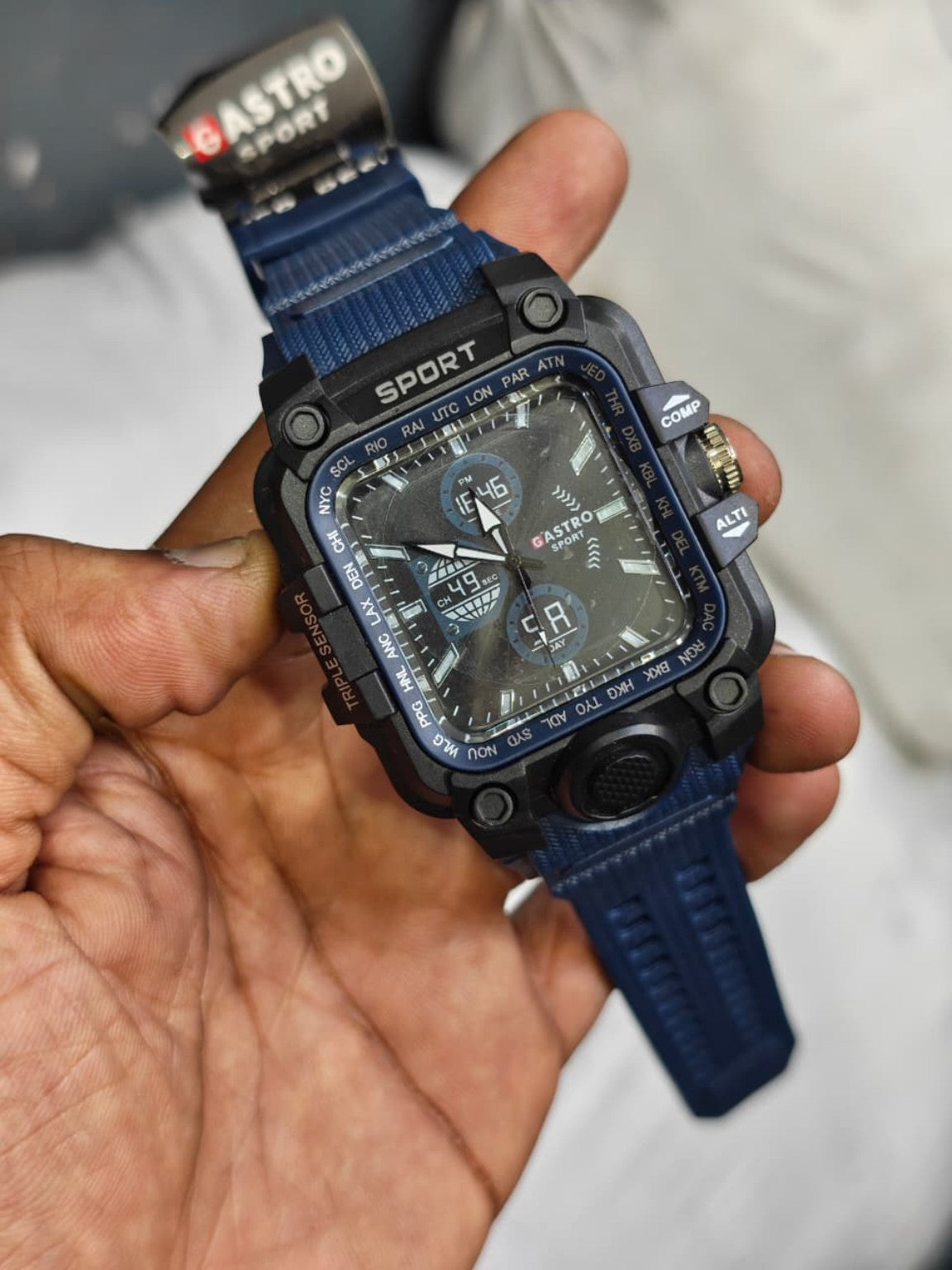 MFW Rugged Sporty Style Analog Watches Buy @150rs (Blue)